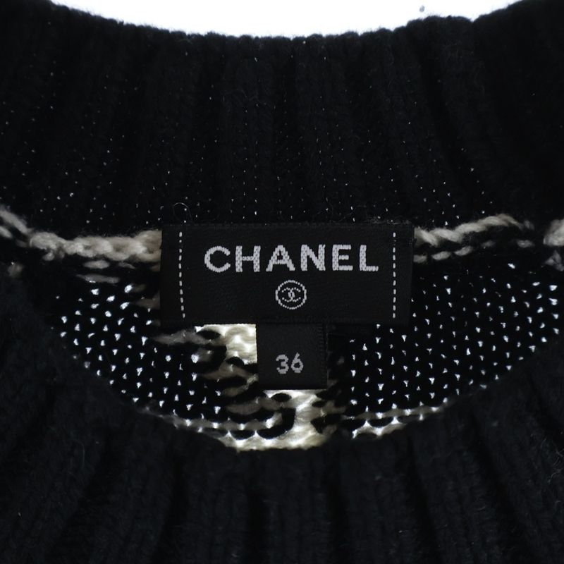 Chanel Geometric CC Logo Plate Cashmere Knit Sweater Pink Black