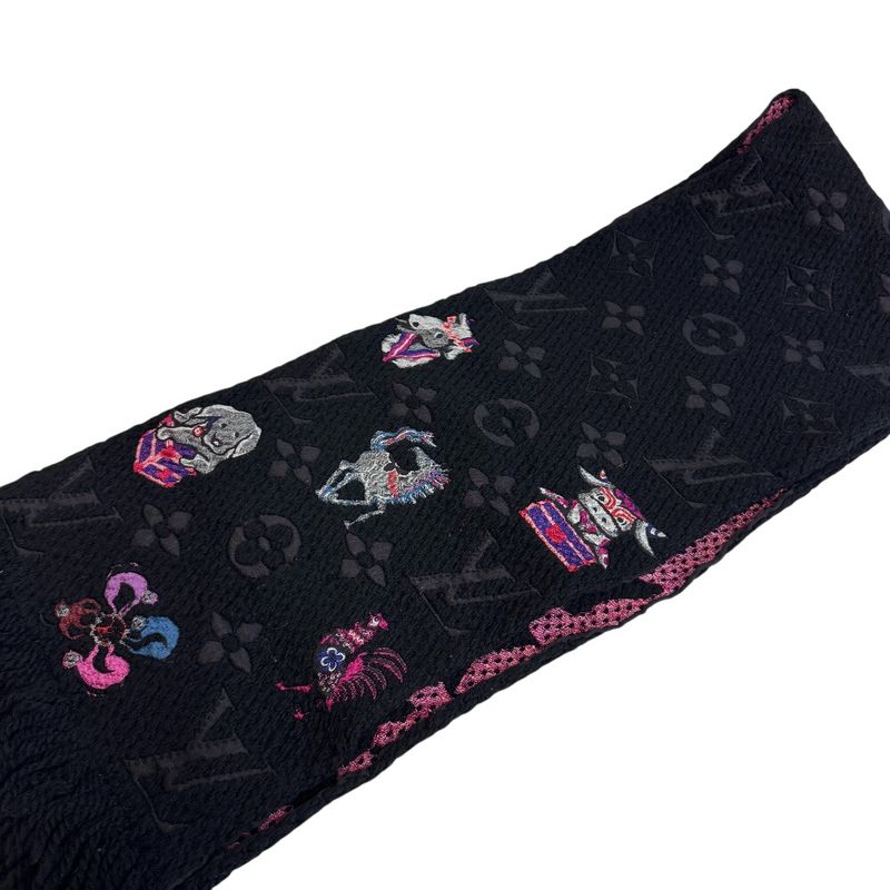 Louis Vuitton Super Station Scarf