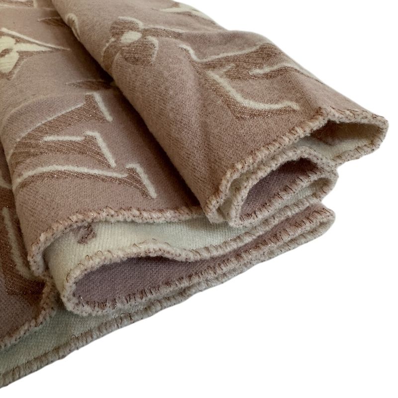 Louis Vuitton Muffler LV Essential Shine Scarf