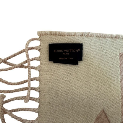 Louis Vuitton Muffler LV Essential Shine Scarf
