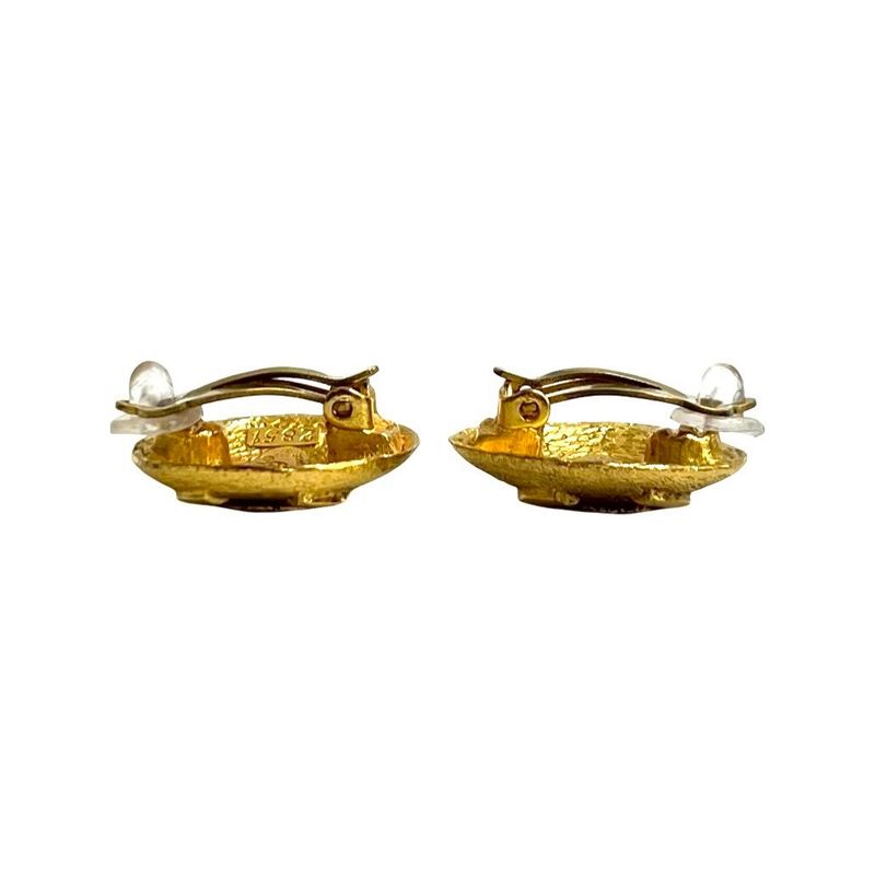 Chanel 29 Vintage CC Logo Earrings