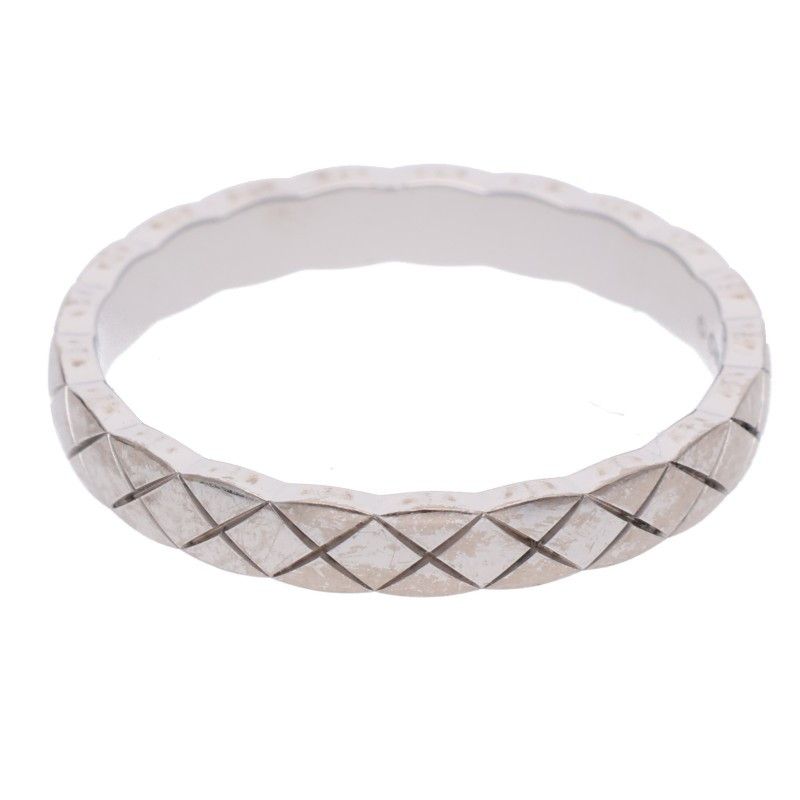 Chanel Coco Crush Small 18K White Gold Quilted Ring 61