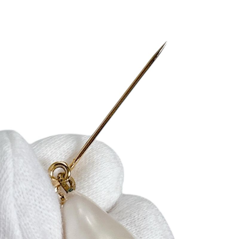 Chanel Clover Pin Brooch Drop Pearl Gold