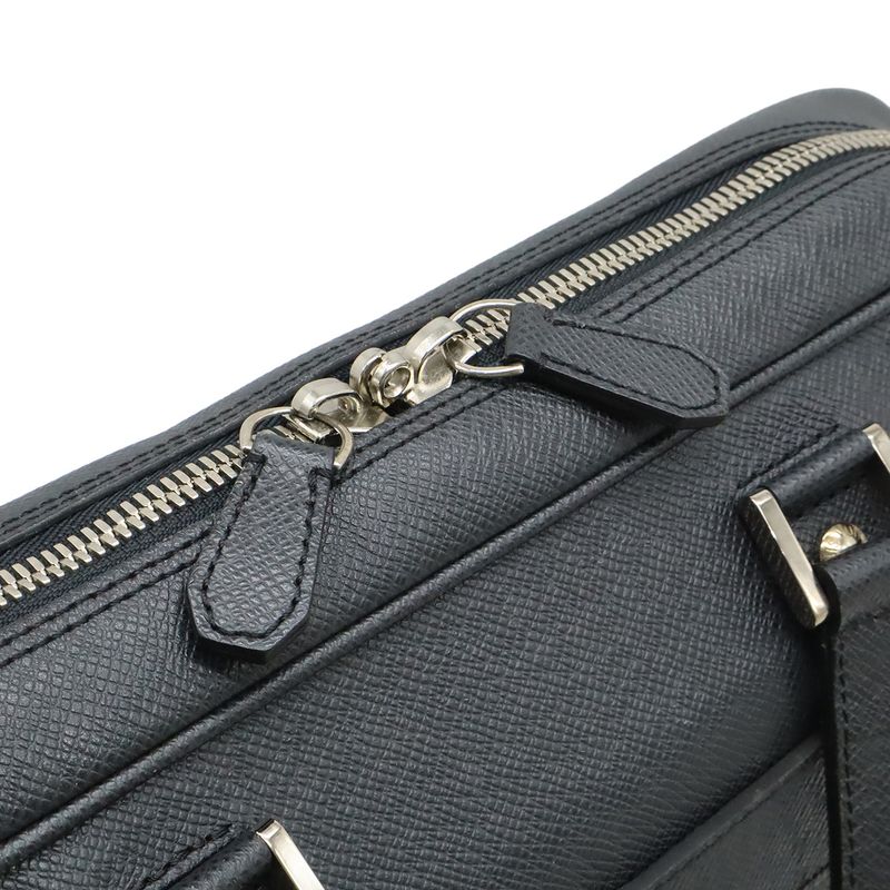 Louis Vuitton Taiga Igor Business Bree Case Document Purse Calf Leather