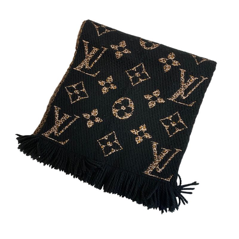 Louis Vuitton Echarpe Scarf