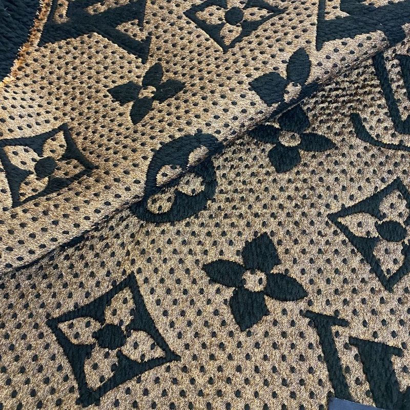 Louis Vuitton Echarpe Scarf