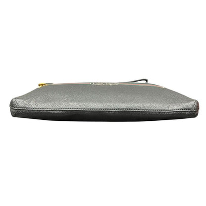 Gucci Logo Print Clutch Leather