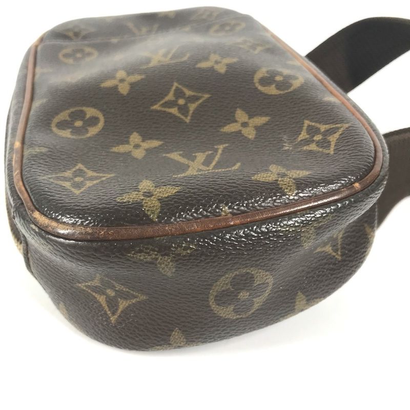 Louis Vuitton Body Bag Pochette Gange Monogram Canvas