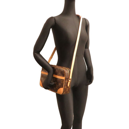 Louis Vuitton Shoulder Bag Leather Brown