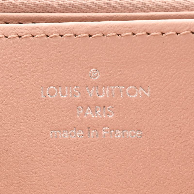 Louis Vuitton Zippy Long Wallet