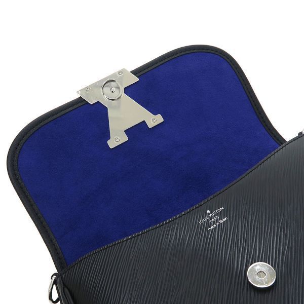 Louis Vuitton Epi Buci NM