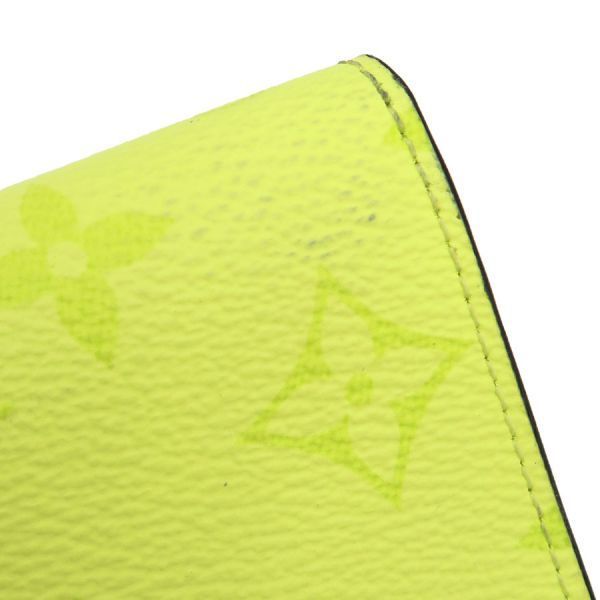 Louis Vuitton Taiga Llama Victor Wallet