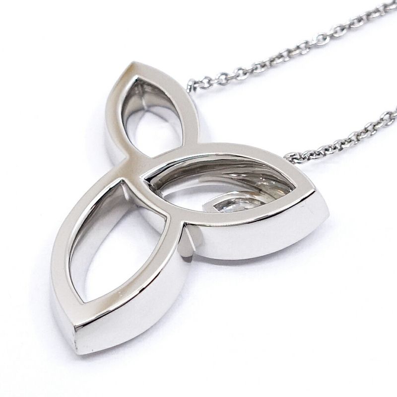 Harry Winston Lily Crater Star Diamond Necklace