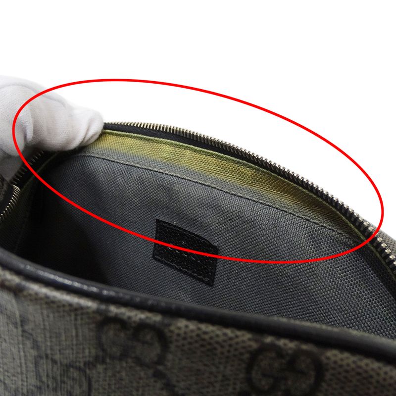 Gucci Shoulder Bag GG Supreme Gray Black