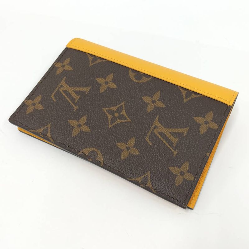 Louis Vuitton Passport Cover Couverture NM Monogram Macassar Saffron Yellow