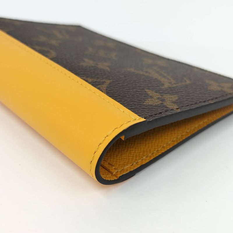 Louis Vuitton Passport Cover Couverture NM Monogram Macassar Saffron Yellow