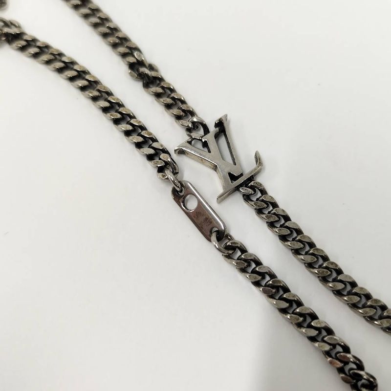 Louis Vuitton Necklace Your Chain LV Logo