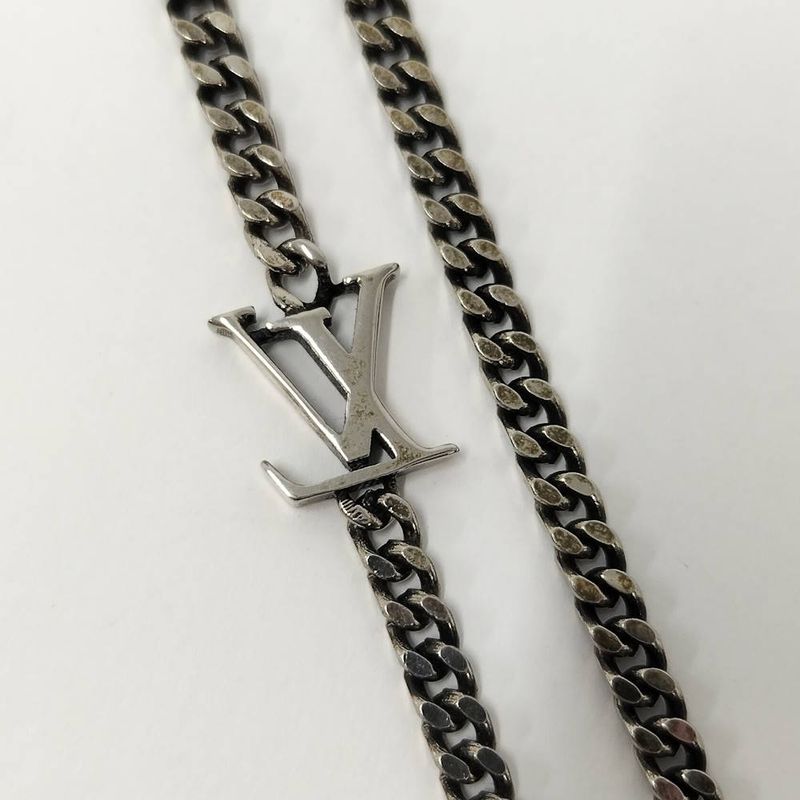 Louis Vuitton Necklace Your Chain LV Logo