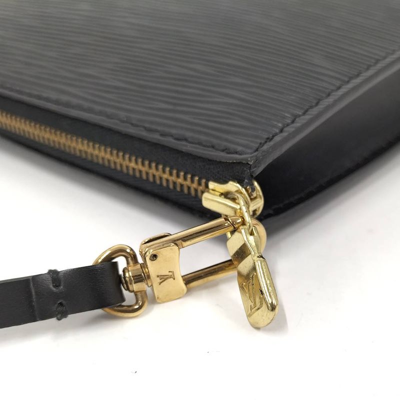 Louis Vuitton Pochette Accessoire Handbag Epi Noir Black