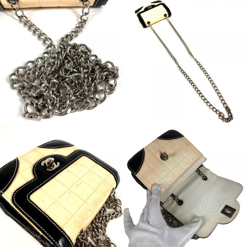 Chanel Shoulder Bag Mini Quilted Choco Bar Patent Leather White