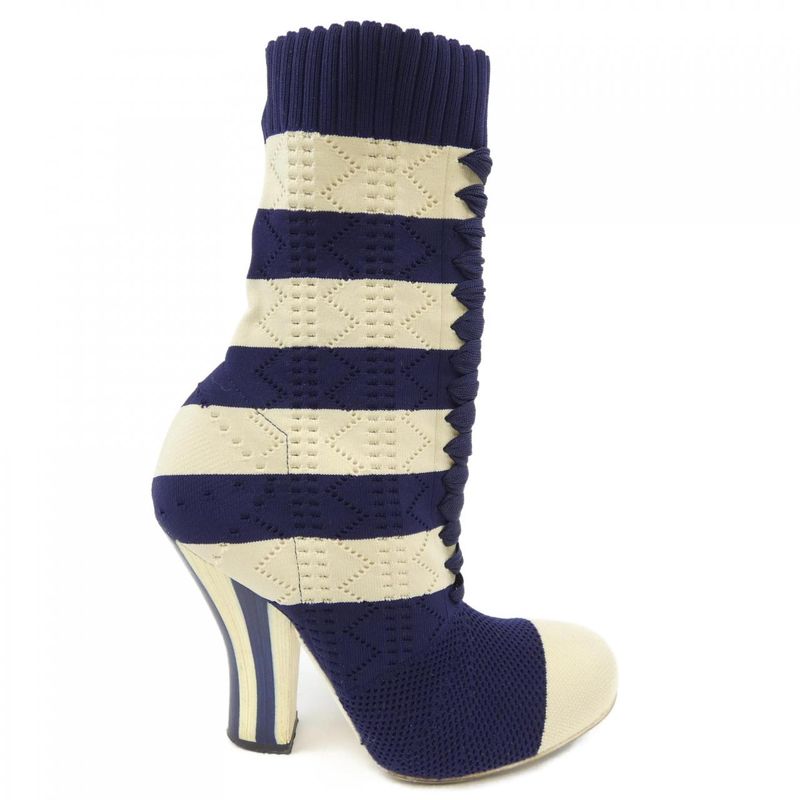 Fendi Boots Beige 36