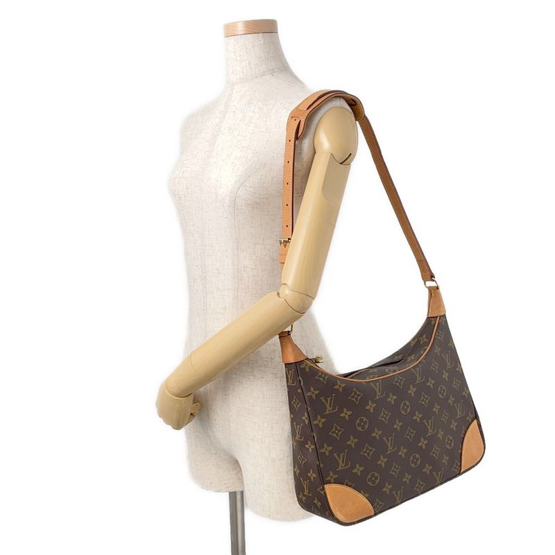 Louis Vuitton Shoulder Bag Monogram Boulogne 30