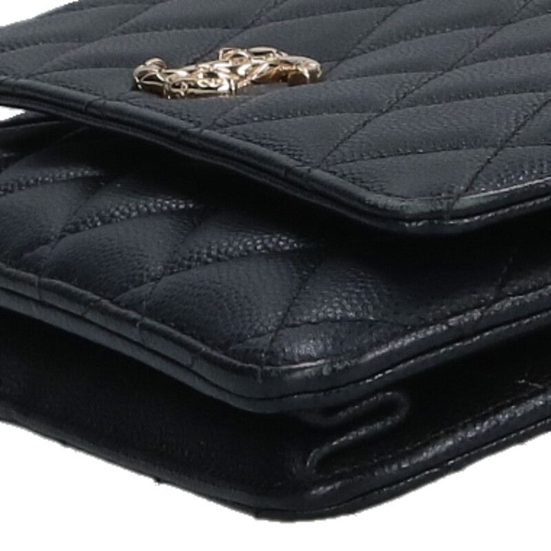 Chanel Quilted Chain Wallet Shoulder Bag