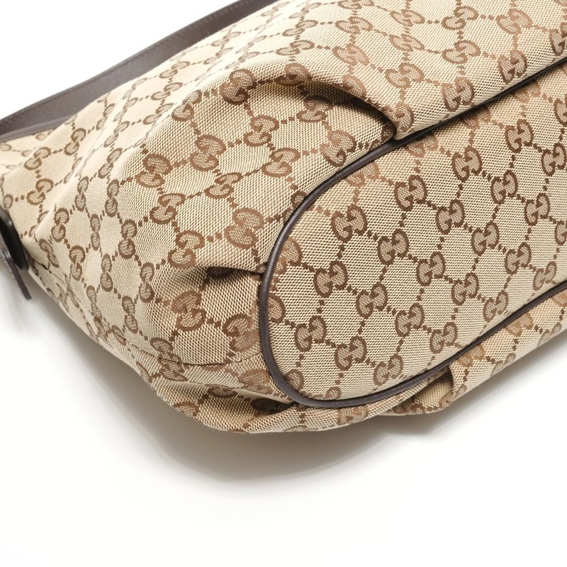 Gucci Shoulder Bag GG Canvas