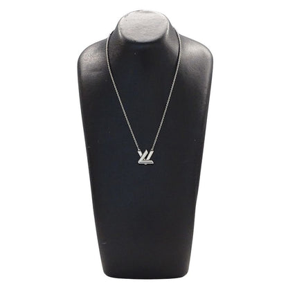 Louis Vuitton Necklace Silver Fashionable