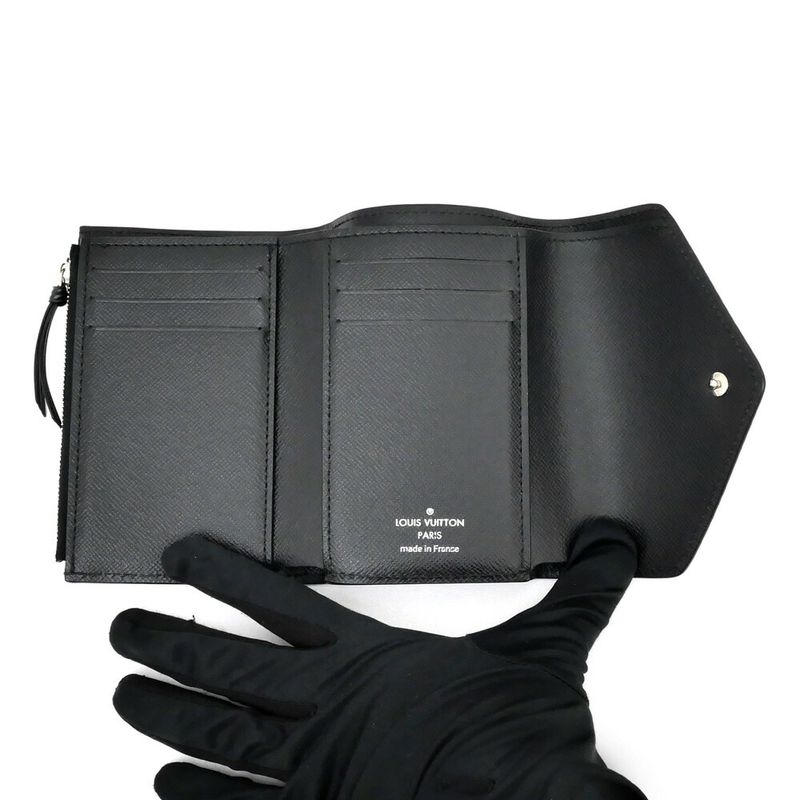Louis Vuitton Portefeuille Victorine Epi Black Leather Wallet