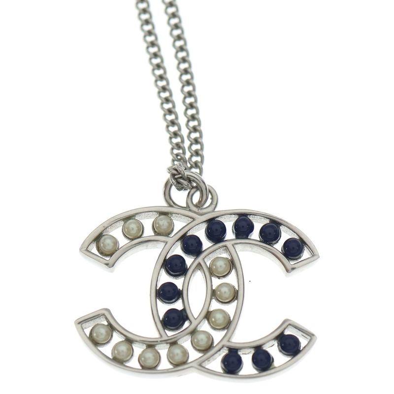 Chanel CC Logo Pearl Pendant Necklace Chain Silver White Navy