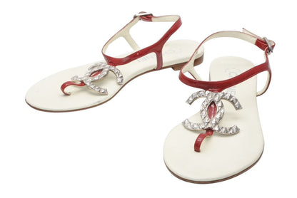 Chanel Thong Sandals CC Logo Patent Leather Red Ivory
