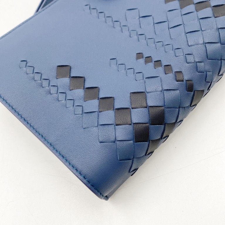 Bottega Veneta Clutch Intrecciato Micro Macro Blue Leather