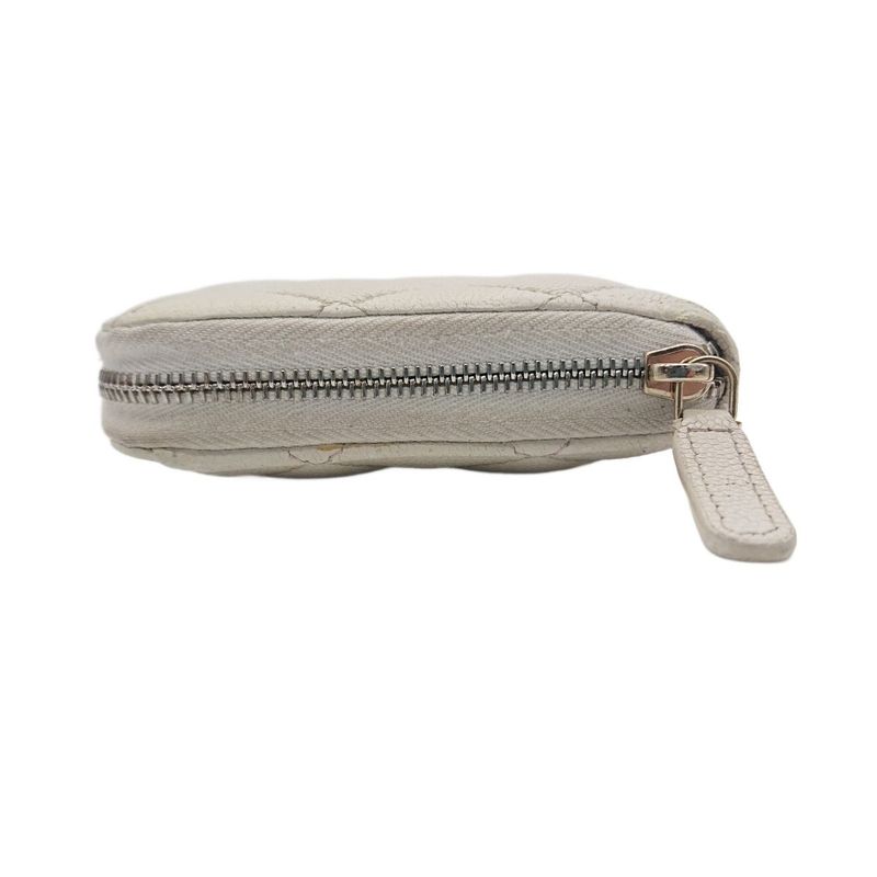 Chanel Zip Around Quilted Caviar Leather White
