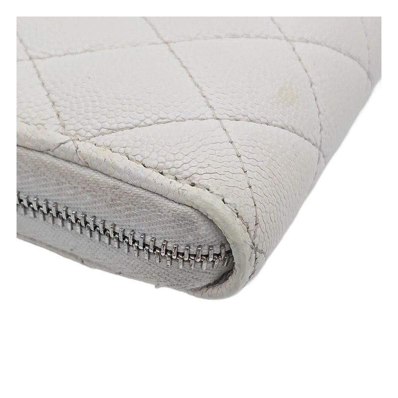 Chanel Zip Around Quilted Caviar Leather White