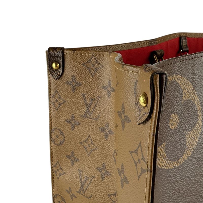 Louis Vuitton Shoulder Bag on the Go GM