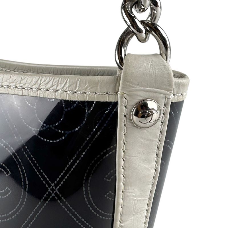 Chanel Shoulder Bag Camellia
