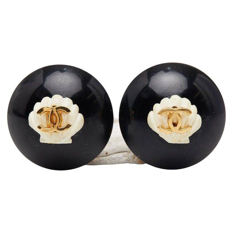 Chanel CC Logo Shell Vintage Black Gold Earrings