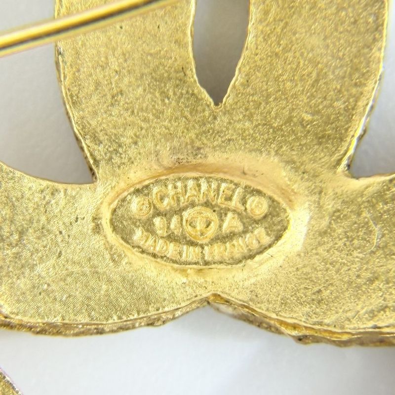 Chanel Brooch CC Logo Vintage Gold Plated