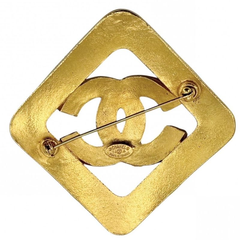 Chanel Brooch CC Logo Vintage Gold Plated