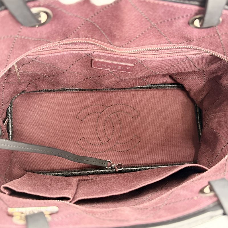Chanel Handbag on the Road Wild Stitch Tote CC Logo