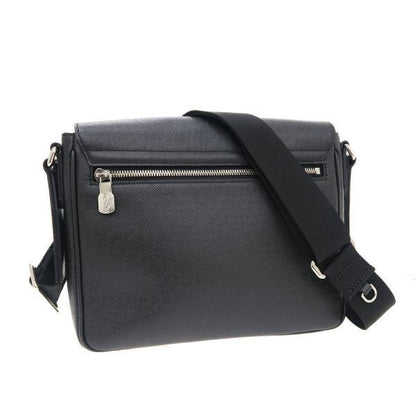 Louis Vuitton Taiga District PM