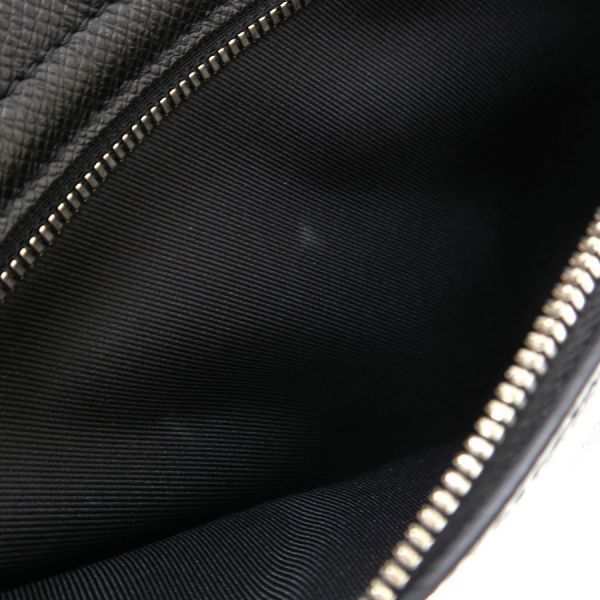 Louis Vuitton Taiga District PM