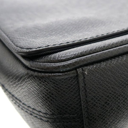 Louis Vuitton Taiga District PM