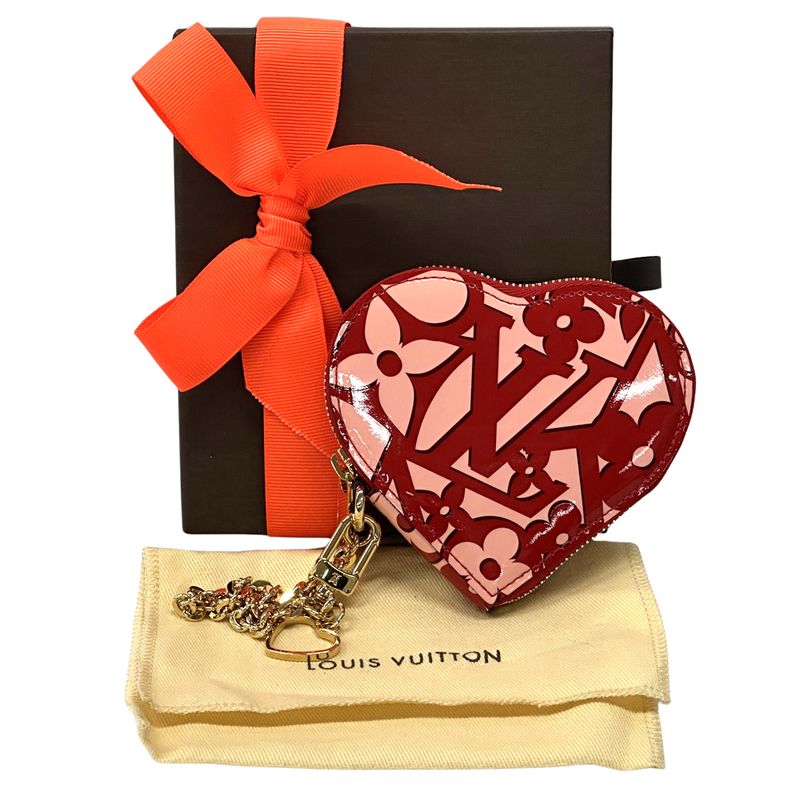 Louis Vuitton Pouch Monogram Sweet Enamel Port Monique Pomme