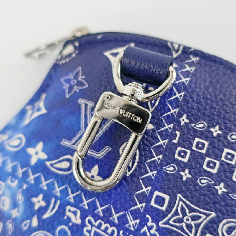 Louis Vuitton High Five Pouch Key Ring Monogram Bandana
