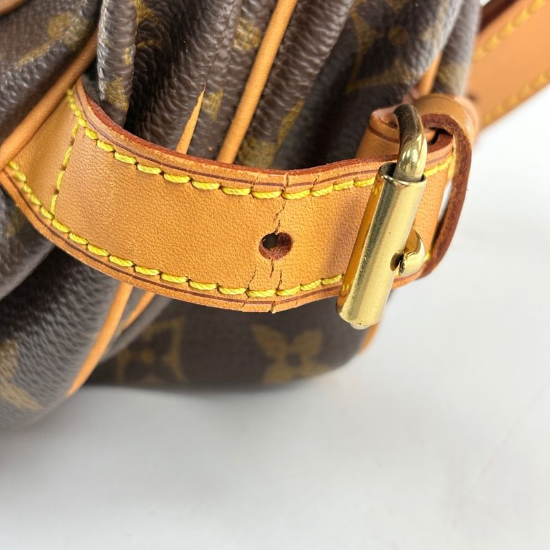 Louis Vuitton Saumur 30 Crossbody Shoulder Bag Monogram Brown