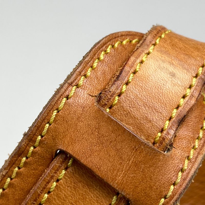 Louis Vuitton Saumur 30 Crossbody Shoulder Bag Monogram Brown