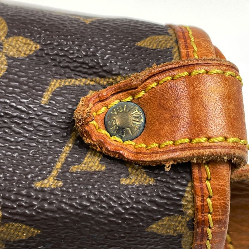 Louis Vuitton Saumur 30 Crossbody Shoulder Bag Monogram Brown