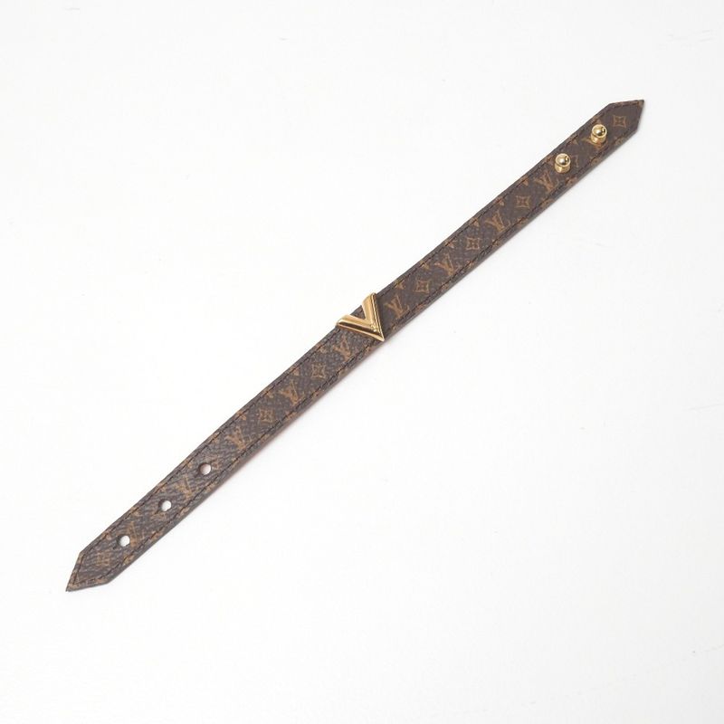 Louis Vuitton Essential Bracelet 17 Monogram Signature Calf Leather